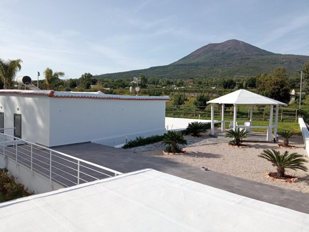 Vesuvio Casa De Charme Bed and Breakfast Trecase Exteriör bild