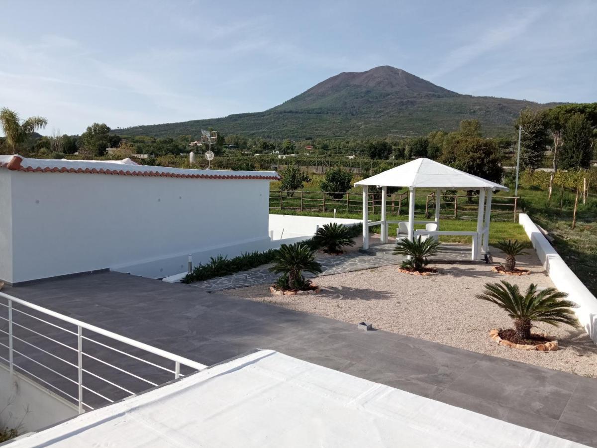 Vesuvio Casa De Charme Bed and Breakfast Trecase Exteriör bild