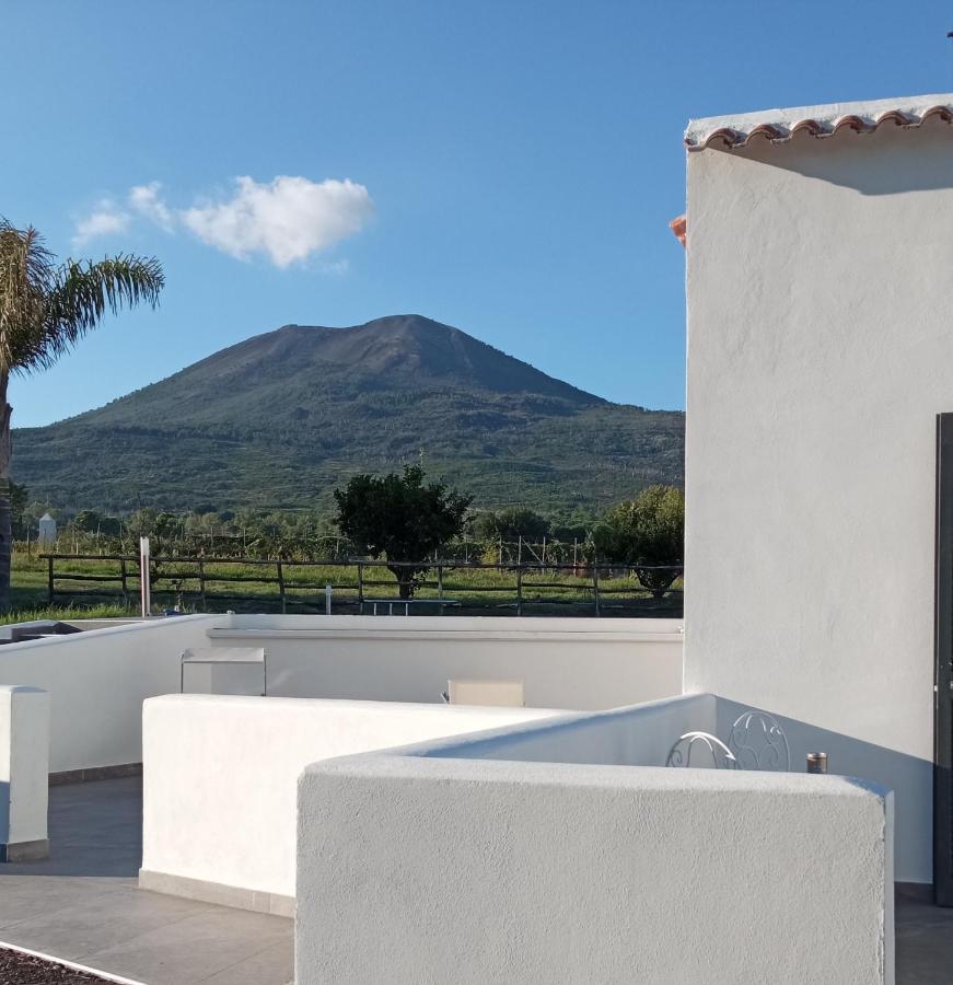 Vesuvio Casa De Charme Bed and Breakfast Trecase Exteriör bild